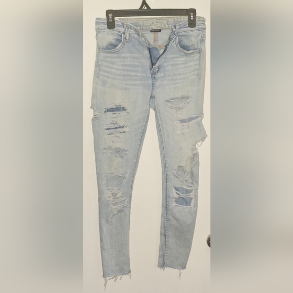 American Eagle Outfitters Denim - Very Distressed American Eagle Outfitters Light Blue Denim Jeans